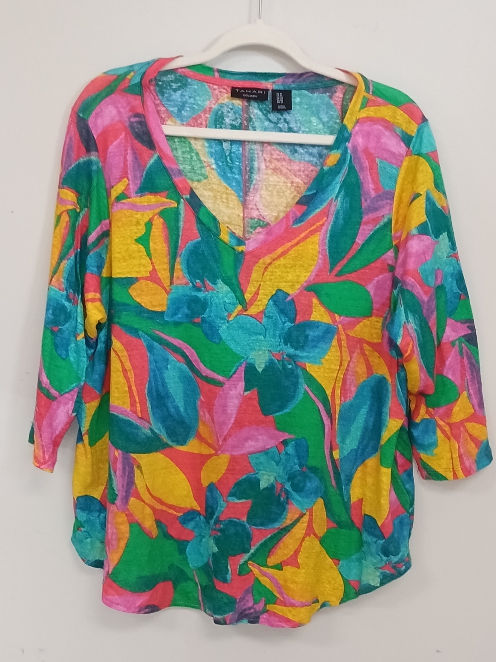 Tahari Linen Vibrant Multicolor Floral 3/4 Sleeve V Neck Lightweight Tunic 1X